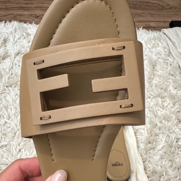 Fendi Beige Baguette Slide Sandals - Picture 3 of 12